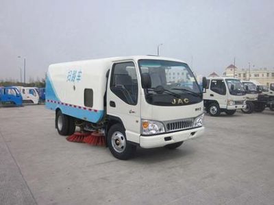 江淮環(huán)衛(wèi)車的街道守護者——品牌機動清掃力在現(xiàn)實中綻放光彩